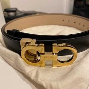 Salvatore Ferragamo Reversible (Black & Nude) Leather Belt with Gold hardware